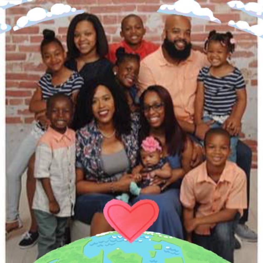 Meet your Posher, April